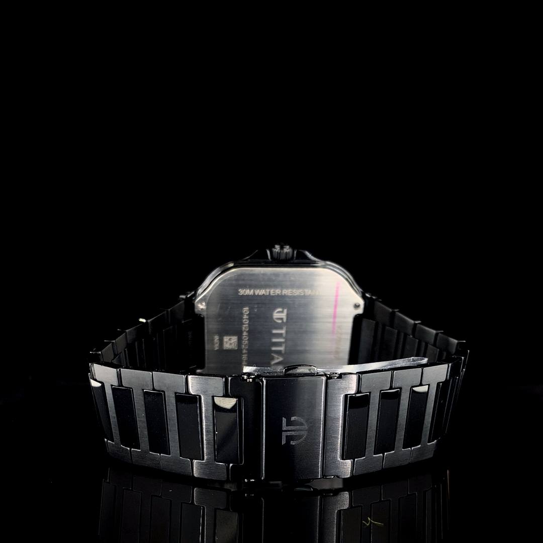 Titan mens analog